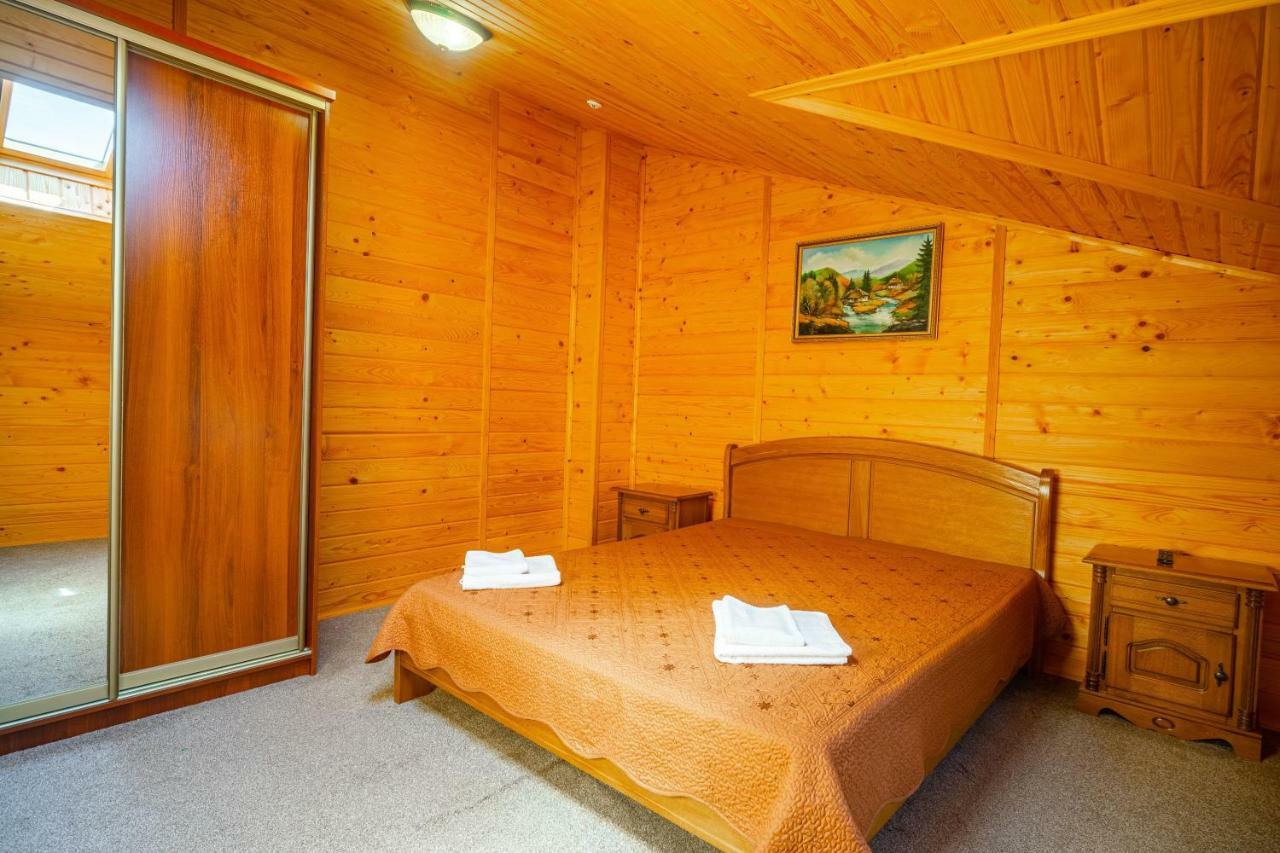 Отель Arnika 3*